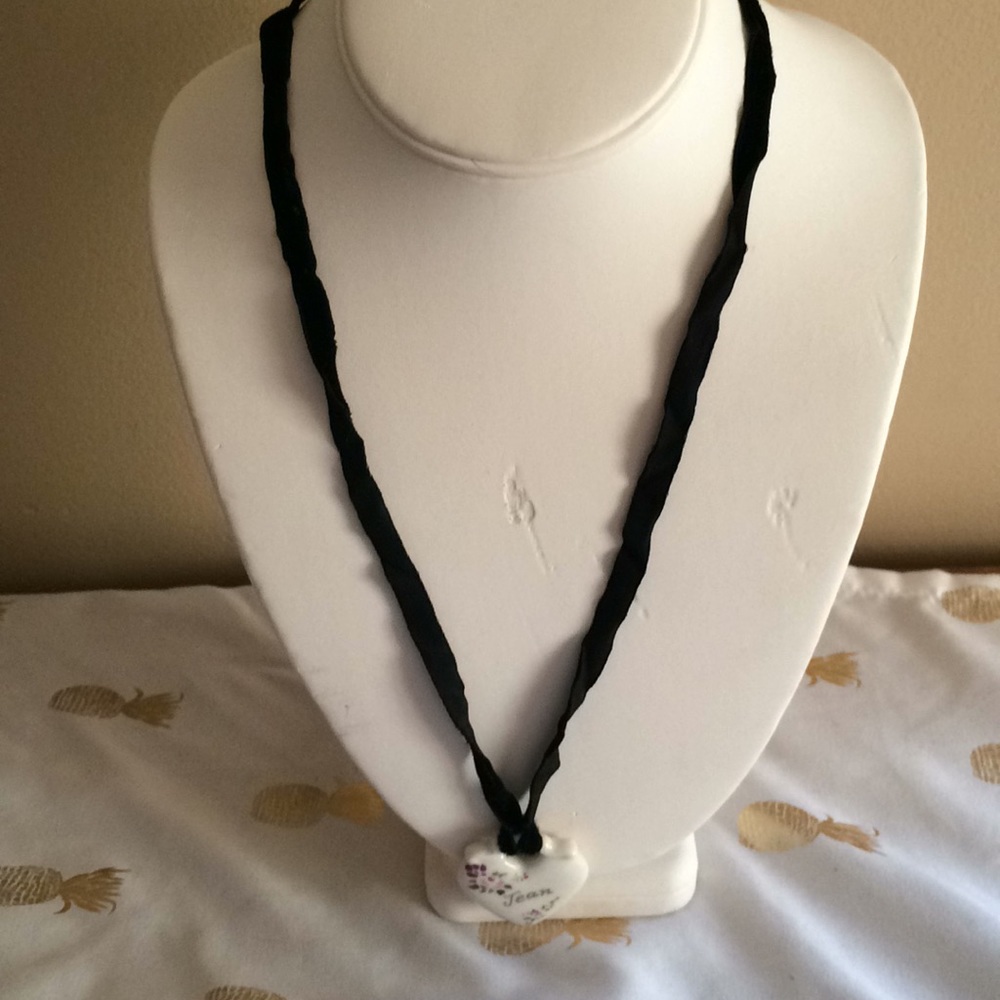 Jean‎ Necklace